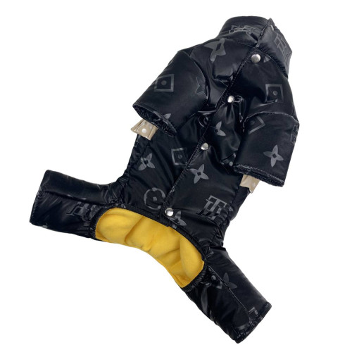 Зимний чёрный комбинезон для собак-девочек с рюшками и узорами LV AD-25