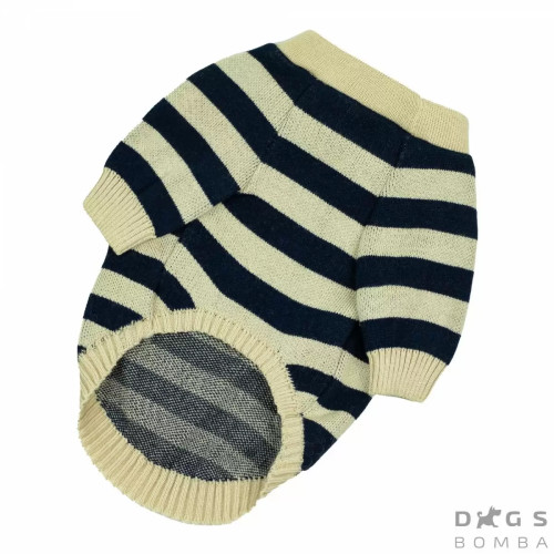 Вязаный свитер для собак полосатый с сердцем Y-249