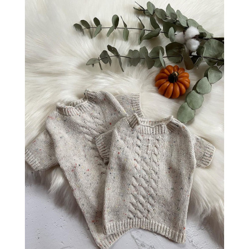 Универсальный свитер для собак в двух цветах