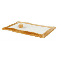 Когтеточка-коврик Trixie для кошек с игрушкой бежевая 55×35 см